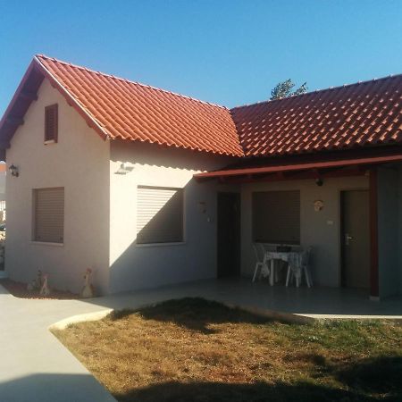 נוריות בגלבוע 1 Vila Nurit Exterior foto