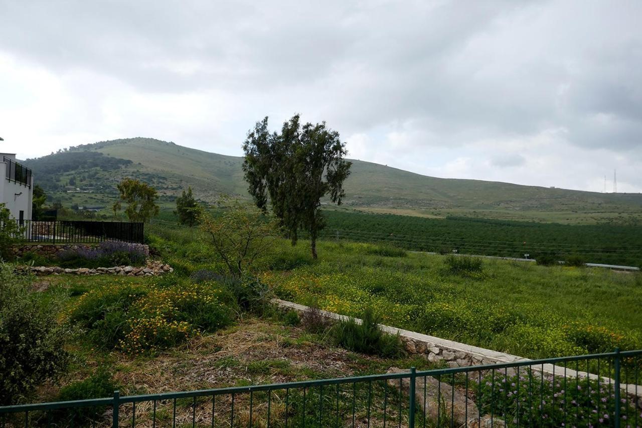 נוריות בגלבוע 1 Vila Nurit Exterior foto